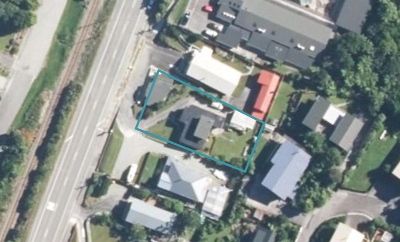 77 Main South Road, Karoro, Greymouth - Carousel 1