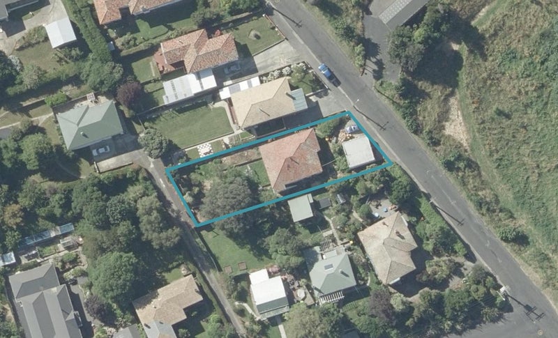 13 Ascog Road, Ravensbourne, Dunedin - Carousel 1