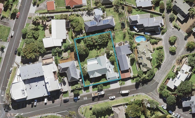104 Frederick Street, Hillsborough, Auckland - Carousel 1