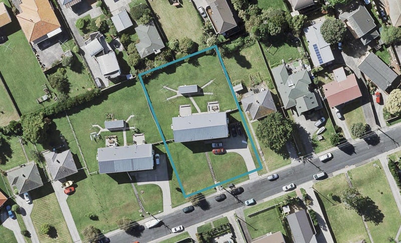 16/14A Alamein Avenue, Belmont, Auckland - Carousel 1