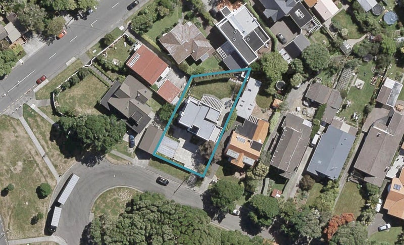 1 Puriri Street, Woburn, Lower Hutt - Carousel 1