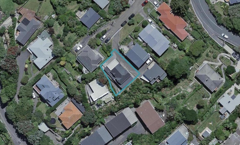 7B Shortland Street, Khandallah, Wellington - Carousel 1