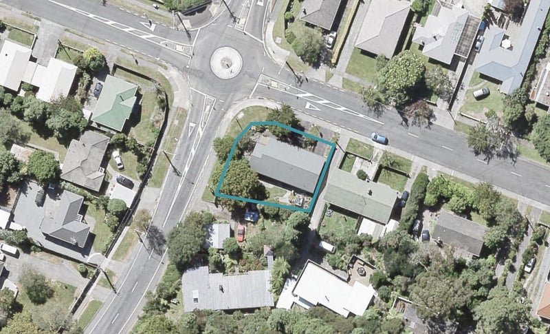 2 Hine Road, Wainuiomata, Lower Hutt - Carousel 1