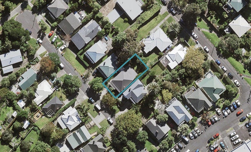 2/64 King Street, Kingsland, Auckland - Carousel 1