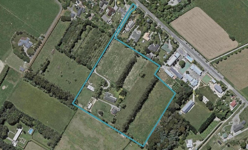 100 School Road, Te Horo - Carousel 1