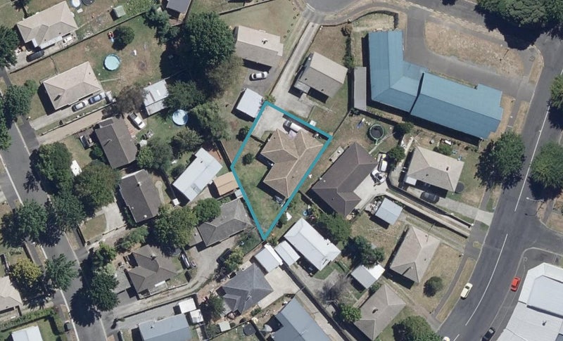 3A Hume Place, Fairfield, Hamilton - Carousel 1