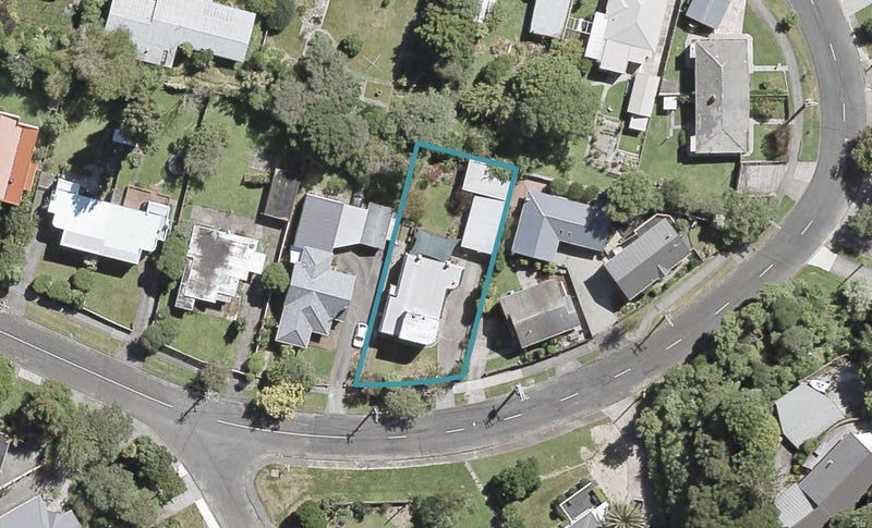 70 Norton Park Avenue, Fairfield, Lower Hutt - Carousel 1