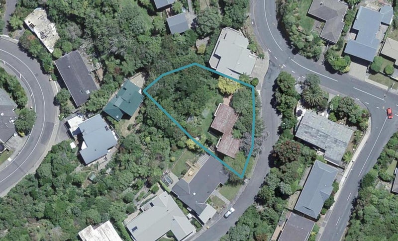2 Ramsey Place, Karori, Wellington - Carousel 1