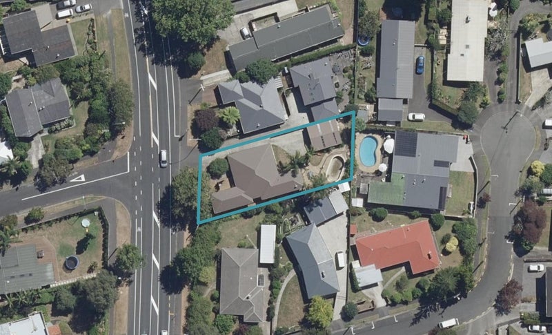 718 River Road, Chartwell, Hamilton - Carousel 1