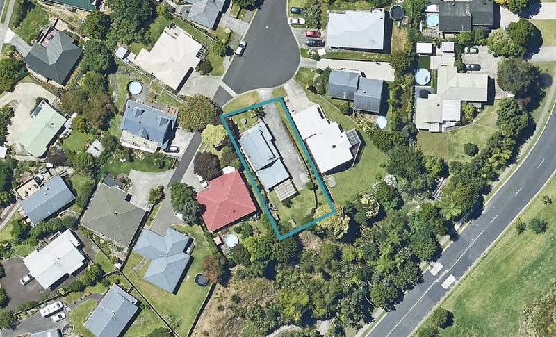 19 Tamworth Place, Gate Pa, Tauranga - Carousel 1