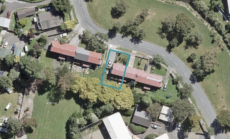 477A Riverside Drive, Fairfield, Lower Hutt - Carousel 1