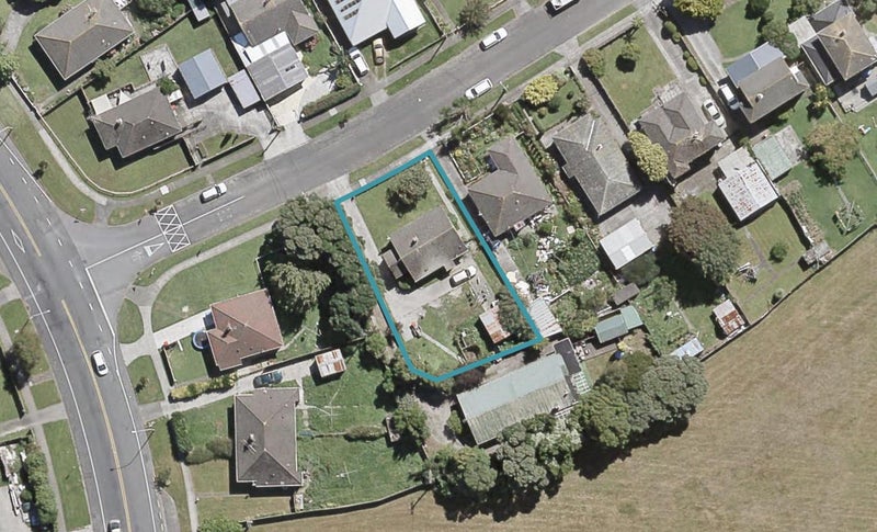 4 Peck Street, Taita, Lower Hutt - Carousel 1