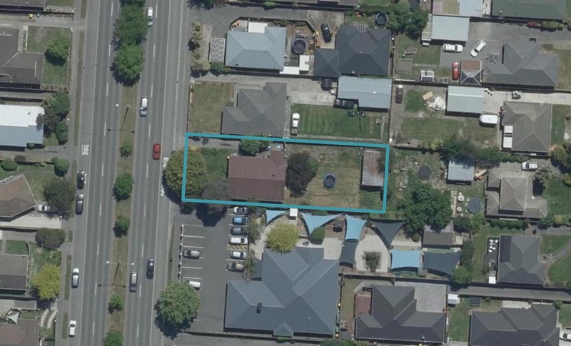 306 Main North Road, Redwood, Christchurch - Carousel 1