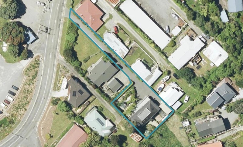 376 Waikawa Road, Waikawa, Picton - Carousel 1