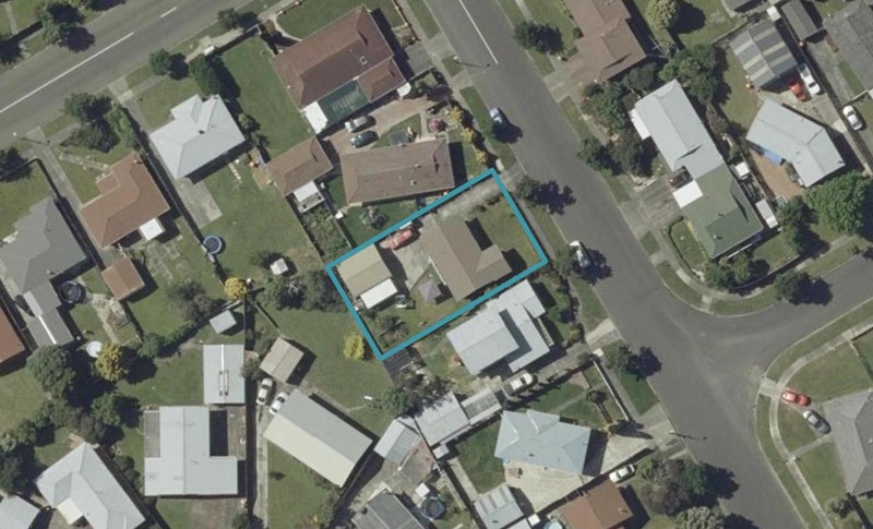 6 Hillcrest Drive, Kelvin Grove, Palmerston North - Carousel 1