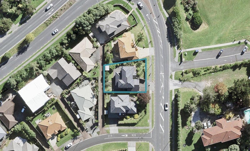 5 Medallion Drive, Oteha, Auckland - Carousel 1