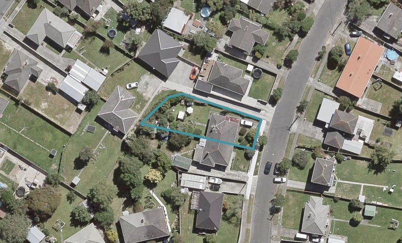 23 Compton Crescent, Taita, Lower Hutt - Carousel 1