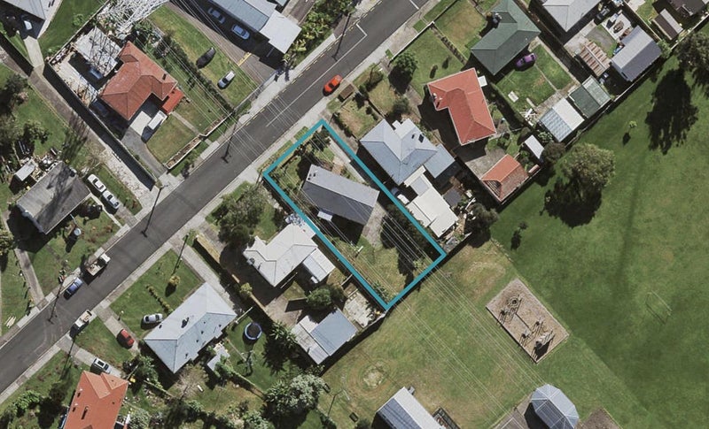 7 Edward Avenue, Otara, Auckland - Carousel 1