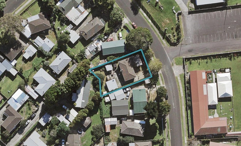 14 Killington Crescent, Mangere, Auckland - Carousel 1