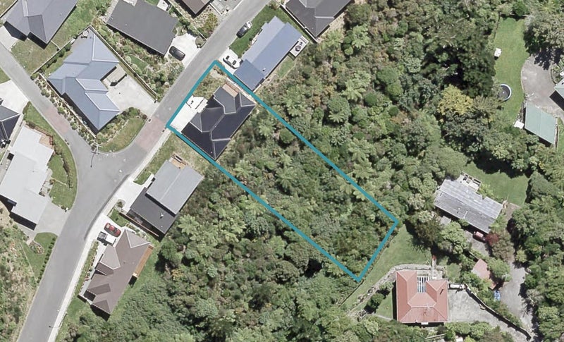 8 Tara Place, Belmont, Lower Hutt - Carousel 1