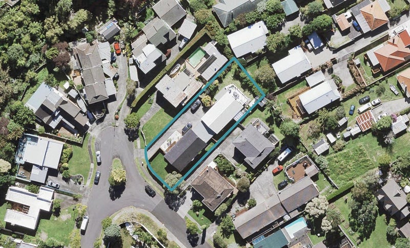 2/5 Cezanne Place, New Lynn, Auckland - Carousel 1