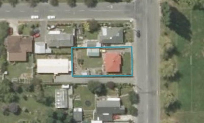61 Robertson Street, Gore, Gore - Carousel 1