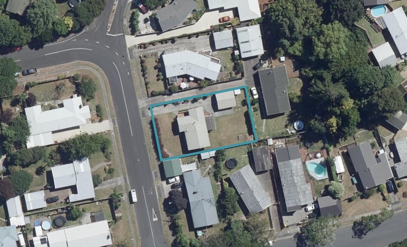 4 Fuchsia Avenue, Pukete, Hamilton - Carousel 1