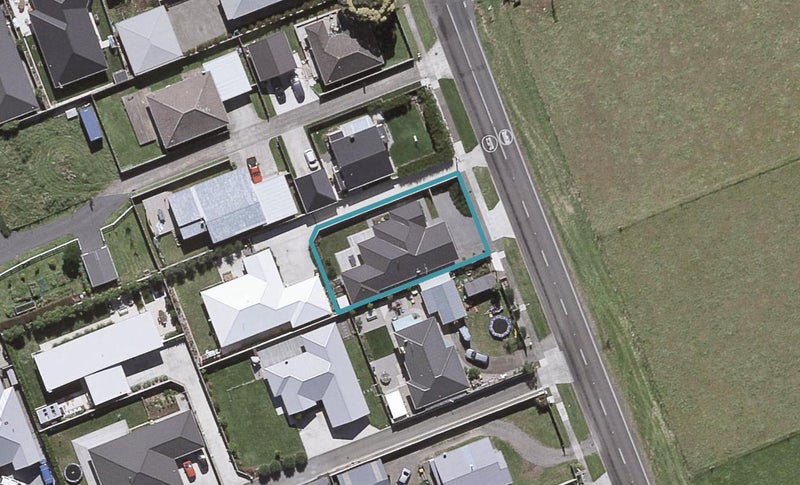 94 Smart Road, Glen Avon, New Plymouth - Carousel 1