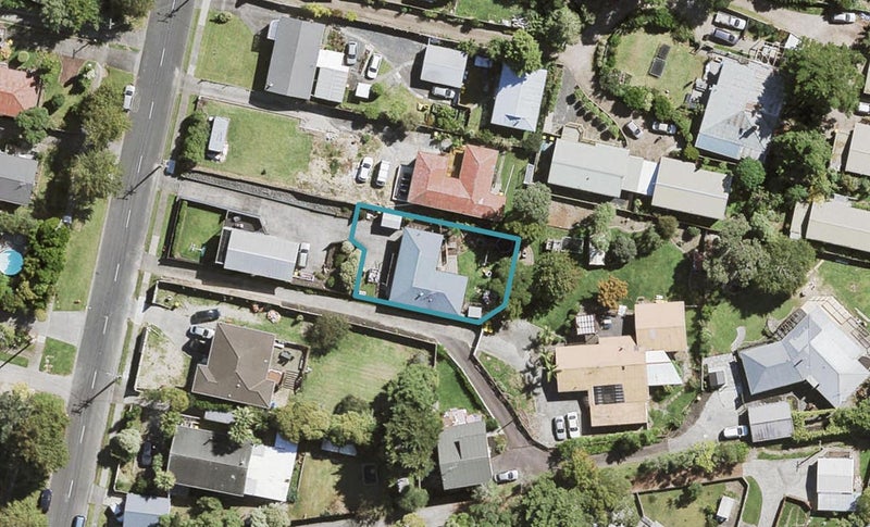 76 Woodglen Road, Glen Eden, Auckland - Carousel 1