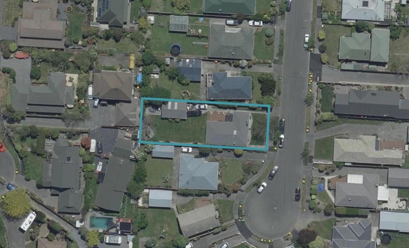 22 Clipper Place, Redwood, Christchurch - Carousel 1