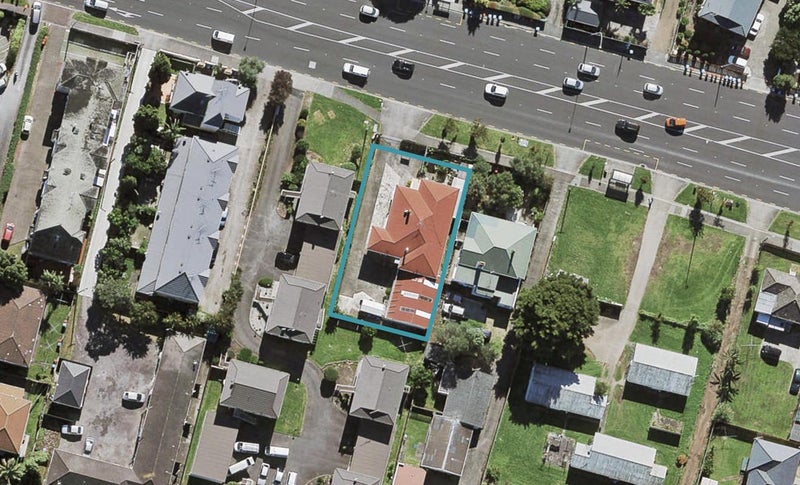 107 St Lukes Road, Sandringham, Auckland - Carousel 1