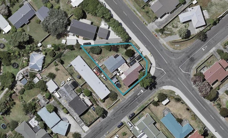 43 Michael Road, Paraparaumu Beach, Paraparaumu - Carousel 1
