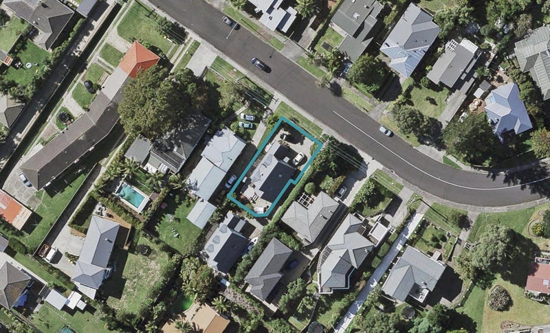 23 Creamer Avenue, Belmont, Auckland - Carousel 1