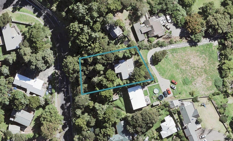 30 Victory Road, Laingholm, Auckland - Carousel 1