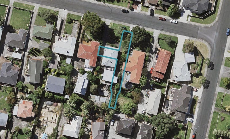 3/21 Ayr Road, Pakuranga, Auckland - Carousel 1