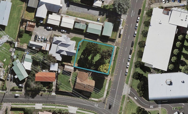 12 Otara Road, Otara, Auckland - Carousel 1