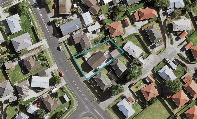 125 Maplesden Drive, Clendon Park, Auckland - Carousel 1