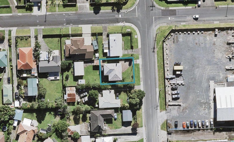 718A Te Atatu Road, Te Atatu Peninsula, Auckland - Carousel 1