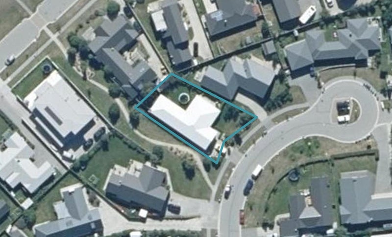 7 Acheron Place, Lake Hayes, Queenstown - Carousel 1