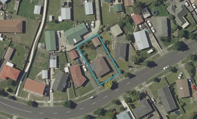 39 Hillcrest Drive, Kelvin Grove, Palmerston North - Carousel 1