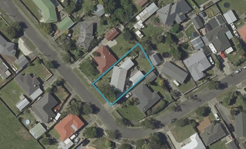 40 Tararua Terrace, Cloverlea, Palmerston North - Carousel 1