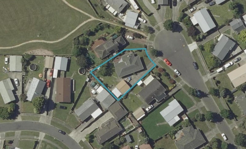 7 Gladys Place, Kelvin Grove, Palmerston North - Carousel 1