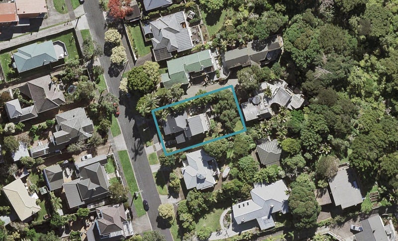 26 Seaview Avenue, Northcote, Auckland - Carousel 1