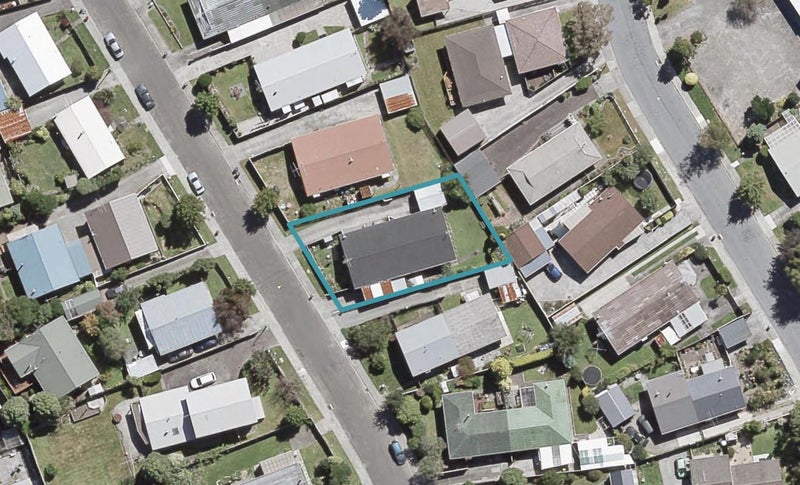 24B Roband Crescent, Brown Owl, Upper Hutt - Carousel 1