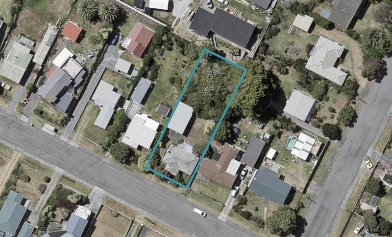 28 Koromiko Street, Otaki Beach, Otaki - Carousel 1