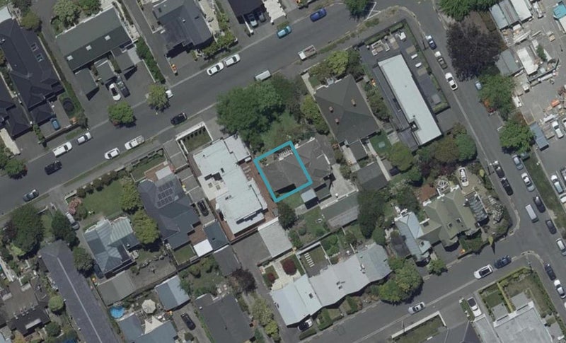 2/110 Aikmans Road, Merivale, Christchurch - Carousel 1