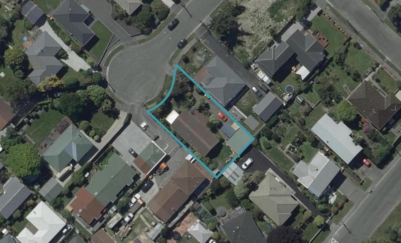 5 Gilbert Place, Sydenham, Christchurch - Carousel 1