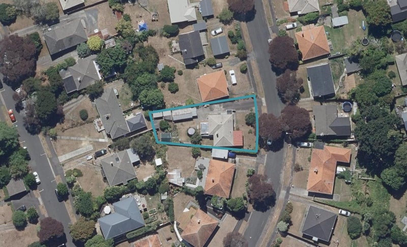29 Galway Avenue, Hamilton East, Hamilton - Carousel 1