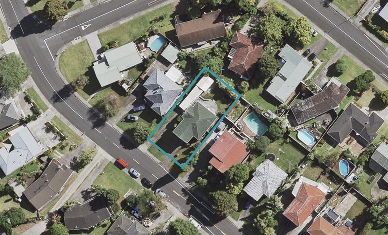 16 David Avenue, Hillpark, Auckland - Carousel 1