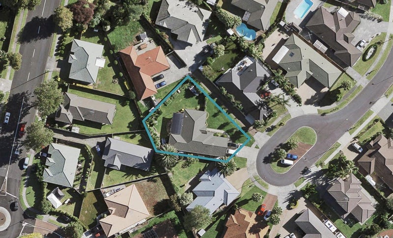 23 Crannog Fen, Wattle Downs, Auckland - Carousel 1